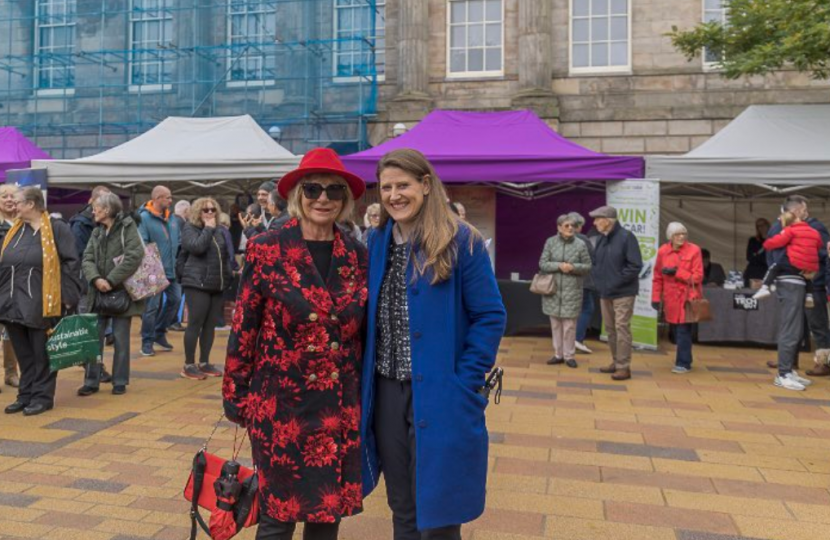 Theo Clarke MP visits Newly Refurbished Market Square